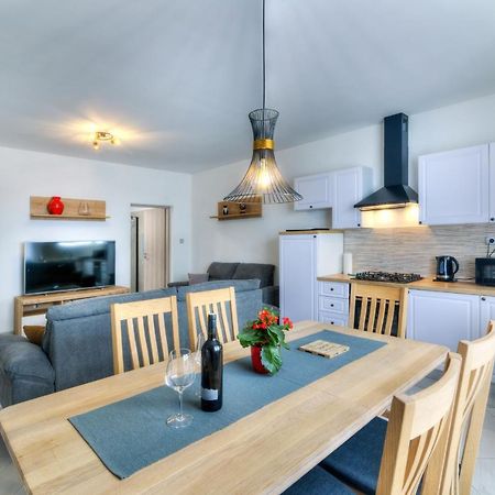 Apartment Luka Senj  Ngoại thất bức ảnh