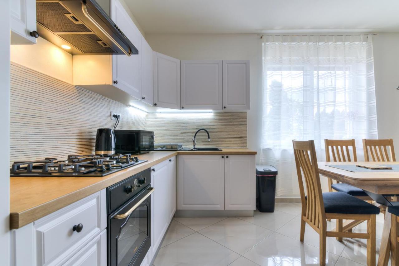 Apartment Luka Senj  Ngoại thất bức ảnh